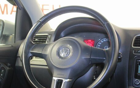 Volkswagen Polo VI (EU Market), 2011 год, 629 000 рублей, 16 фотография