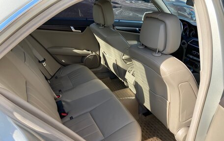 Mercedes-Benz C-Класс, 2011 год, 2 100 000 рублей, 9 фотография