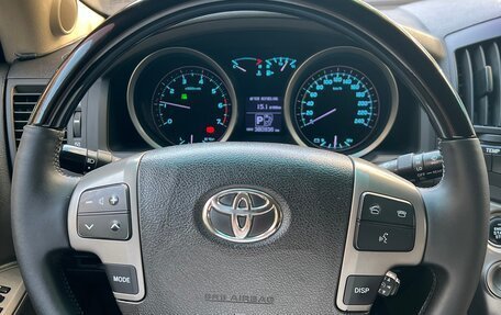 Toyota Land Cruiser 200, 2008 год, 2 700 000 рублей, 6 фотография