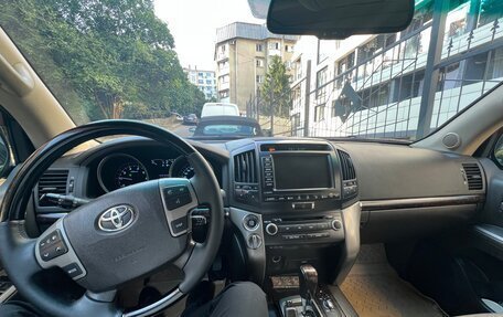 Toyota Land Cruiser 200, 2008 год, 2 700 000 рублей, 7 фотография