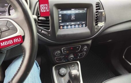 Jeep Compass II, 2019 год, 3 000 000 рублей, 8 фотография