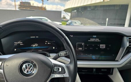 Volkswagen Touareg III, 2019 год, 5 250 000 рублей, 12 фотография
