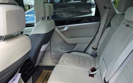Volkswagen Touareg III, 2019 год, 5 250 000 рублей, 18 фотография