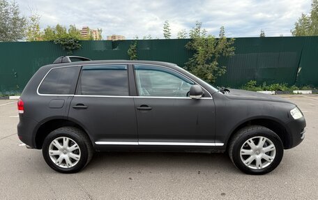 Volkswagen Touareg III, 2005 год, 700 000 рублей, 3 фотография