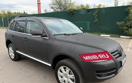 Volkswagen Touareg III, 2005 год, 700 000 рублей, 2 фотография