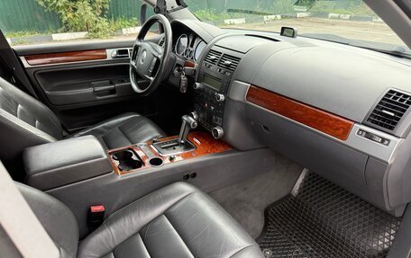 Volkswagen Touareg III, 2005 год, 700 000 рублей, 14 фотография