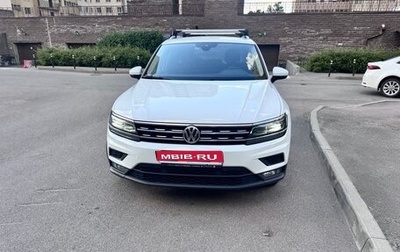 Volkswagen Tiguan II, 2020 год, 2 180 000 рублей, 1 фотография