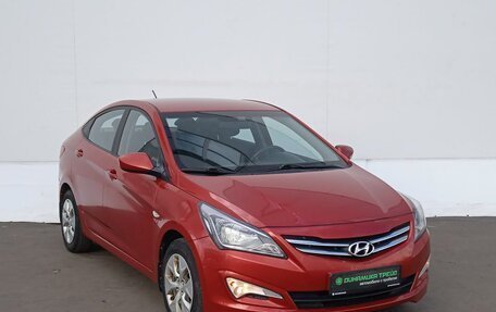 Hyundai Solaris II рестайлинг, 2016 год, 1 075 000 рублей, 3 фотография