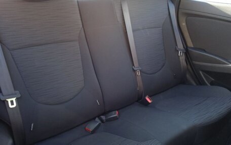 Hyundai Solaris II рестайлинг, 2016 год, 1 075 000 рублей, 18 фотография