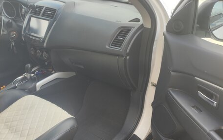 Mitsubishi ASX I рестайлинг, 2012 год, 1 350 000 рублей, 9 фотография