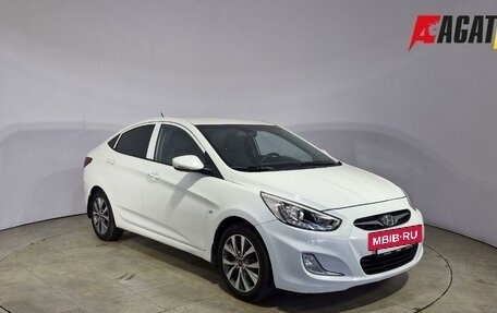 Hyundai Solaris II рестайлинг, 2013 год, 689 000 рублей, 3 фотография