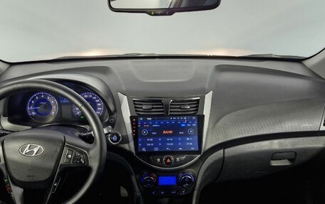 Hyundai Solaris II рестайлинг, 2013 год, 689 000 рублей, 13 фотография