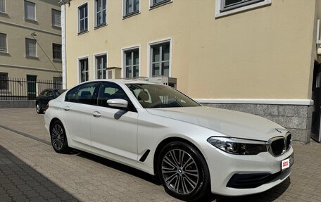 BMW 5 серия, 2019 год, 3 600 000 рублей, 2 фотография