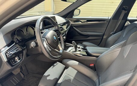 BMW 5 серия, 2019 год, 3 600 000 рублей, 9 фотография