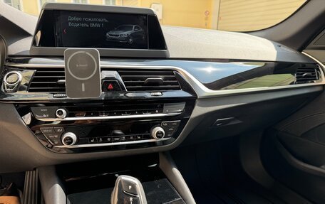 BMW 5 серия, 2019 год, 3 600 000 рублей, 11 фотография