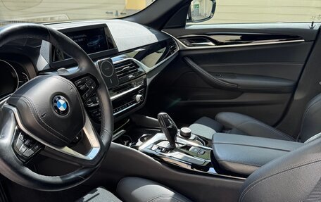 BMW 5 серия, 2019 год, 3 600 000 рублей, 10 фотография