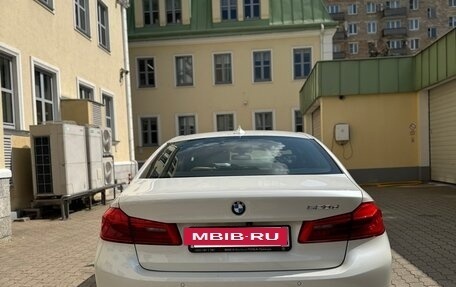 BMW 5 серия, 2019 год, 3 600 000 рублей, 8 фотография