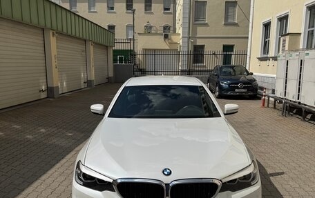 BMW 5 серия, 2019 год, 3 600 000 рублей, 5 фотография