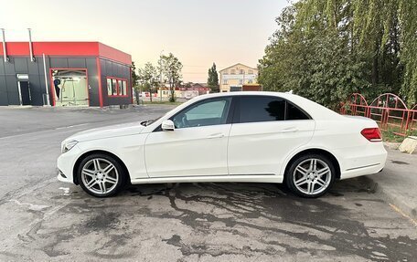 Mercedes-Benz E-Класс, 2013 год, 2 000 000 рублей, 4 фотография