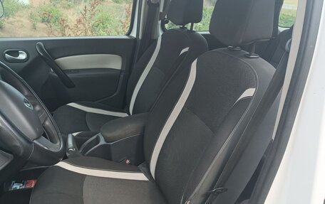 Renault Kangoo II рестайлинг, 2015 год, 1 300 000 рублей, 2 фотография