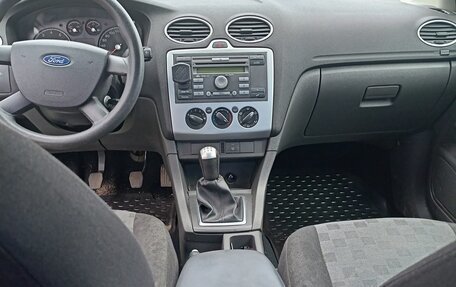 Ford Focus II рестайлинг, 2006 год, 400 000 рублей, 5 фотография