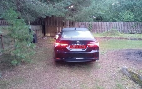 Toyota Camry, 2019 год, 1 750 000 рублей, 1 фотография
