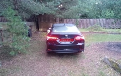 Toyota Camry, 2019 год, 1 750 000 рублей, 1 фотография