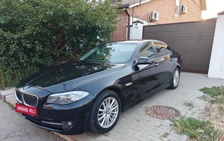 BMW 5 серия, 2012 год, 2 300 000 рублей, 4 фотография