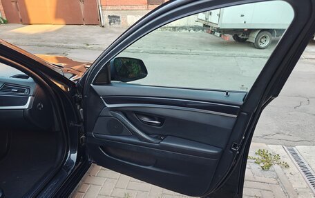 BMW 5 серия, 2012 год, 2 300 000 рублей, 16 фотография