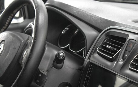 Renault Sandero II рестайлинг, 2015 год, 999 900 рублей, 12 фотография