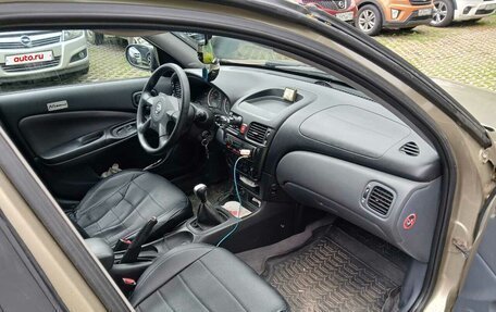 Nissan Almera, 2004 год, 270 000 рублей, 10 фотография