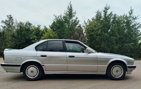 BMW 5 серия, 1990 год, 450 000 рублей, 3 фотография