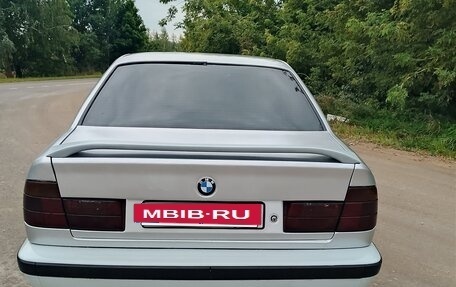 BMW 5 серия, 1990 год, 450 000 рублей, 2 фотография