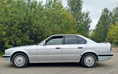 BMW 5 серия, 1990 год, 450 000 рублей, 4 фотография