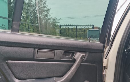 BMW 5 серия, 1990 год, 450 000 рублей, 11 фотография