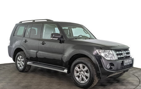 Mitsubishi Pajero IV, 2013 год, 2 295 000 рублей, 3 фотография
