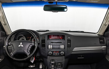 Mitsubishi Pajero IV, 2013 год, 2 295 000 рублей, 14 фотография
