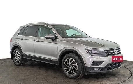 Volkswagen Tiguan II, 2018 год, 1 950 000 рублей, 3 фотография