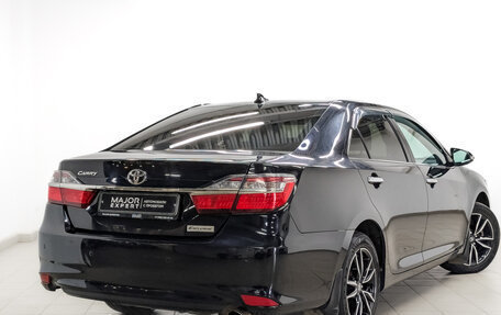 Toyota Camry, 2017 год, 2 230 000 рублей, 5 фотография