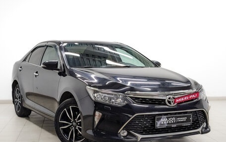 Toyota Camry, 2017 год, 2 230 000 рублей, 3 фотография