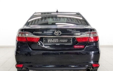 Toyota Camry, 2017 год, 2 230 000 рублей, 6 фотография
