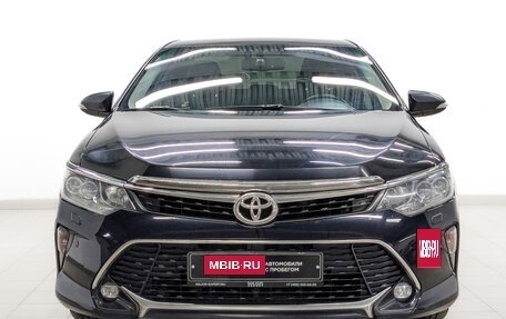 Toyota Camry, 2017 год, 2 230 000 рублей, 2 фотография