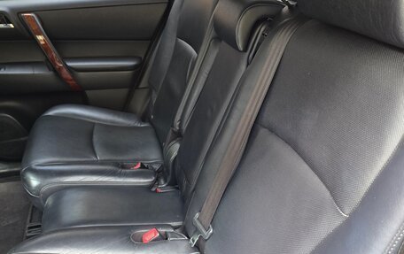 Toyota Highlander III, 2013 год, 1 600 000 рублей, 7 фотография