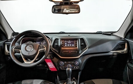 Jeep Cherokee, 2014 год, 1 620 000 рублей, 14 фотография