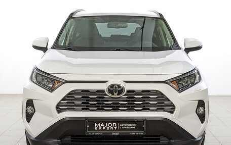 Toyota RAV4, 2021 год, 3 550 000 рублей, 2 фотография