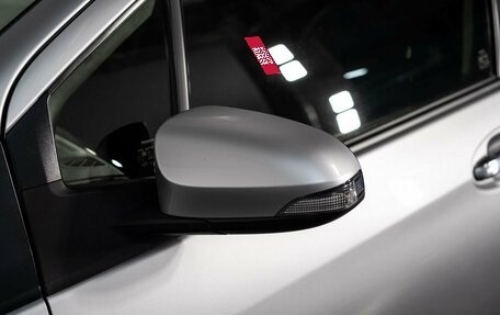 Toyota Vitz, 2019 год, 950 000 рублей, 20 фотография