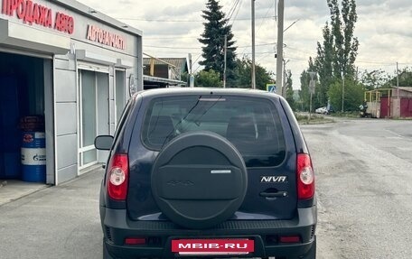 Chevrolet Niva I рестайлинг, 2005 год, 490 000 рублей, 14 фотография
