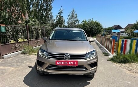 Volkswagen Touareg III, 2016 год, 4 000 000 рублей, 2 фотография