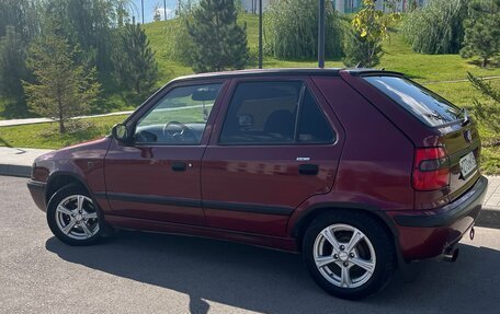Skoda Felicia I рестайлинг, 1998 год, 310 000 рублей, 18 фотография