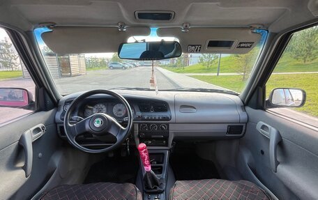 Skoda Felicia I рестайлинг, 1998 год, 310 000 рублей, 28 фотография